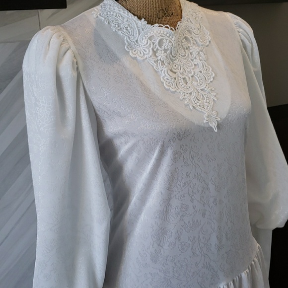 LeVoys maxi dress white vintage high neck full sleeve drop waist Size Medium - Picture 2 of 5